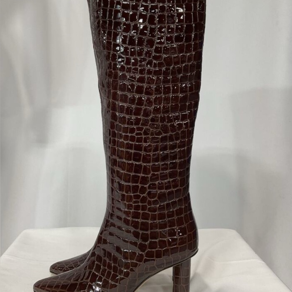 Frame vinyl boots super comfortable